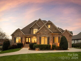 10026 Strike the Gold Ln, Waxhaw, NC 28173