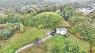 61 High St, Greenville, NH 03048