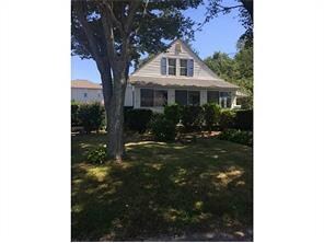 18 Brookwood Rd, Bristol, RI 02809