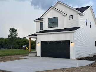 15659 Reid Rd, Armada, MI 48005