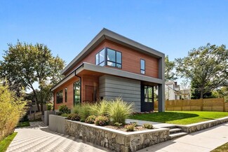 90 Auburndale Ave, West Newton, MA 02465