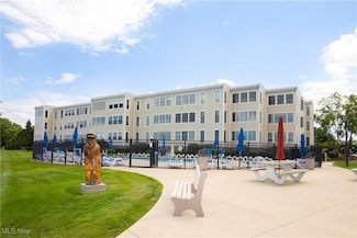 1507 Cleveland Rd E Unit 425, Huron, OH 44839