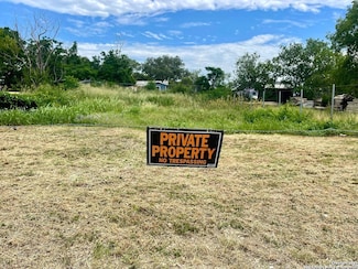 1831 Hammond Ave, San Antonio, TX 78210