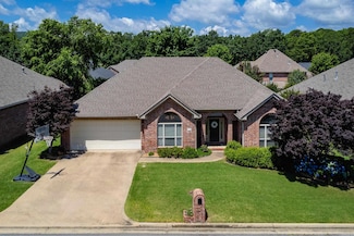 112 Holland Ln, Little Rock, AR 72223