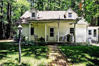 2944 Ridge Rd, Cobbs Creek, VA 23035