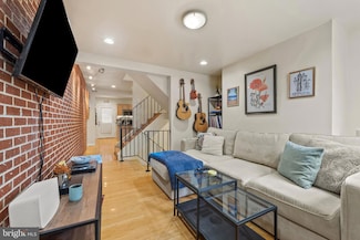 1807 E Lombard St, Baltimore, MD 21231