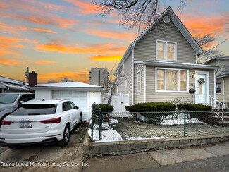 66 Northfield Ave, Staten Island, NY 10303