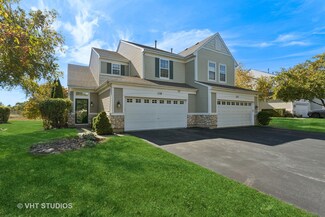 530 Pinebrook Dr, Bolingbrook, IL 60490