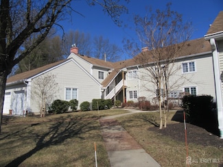 81 Winthrop Rd Unit H, Monroe Township, NJ 08831