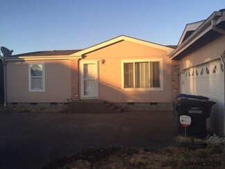 1082 Kona Ct SE, Salem, OR 97317