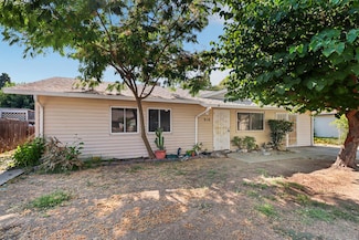 910 1st St, Galt, CA 95632