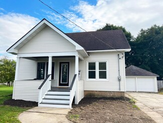 250 W Caroline St, Markesan, WI 53946