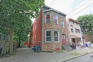411 9th St, Troy, NY 12180