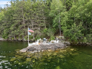 4 Diamond Island, Gilford, NH 03249