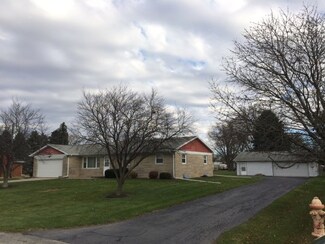 307 N Cressy Ave, Remington, IN 47977