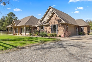 21749 Coggins Rd, Poteau, OK 74953