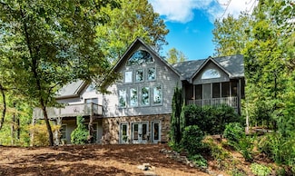 2111 Moorefield Memorial Hwy, Pickens, SC 29671