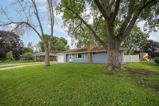 8009 4th Ave S, Bloomington, MN 55420