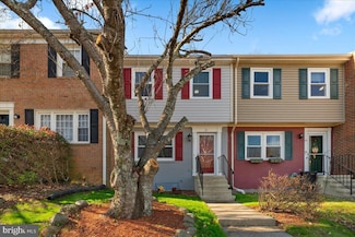 23 Sydnor St, Hamilton, VA 20158