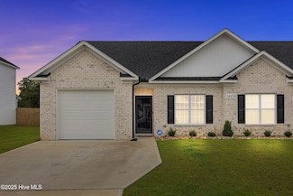 1409 Dorset Dr Unit A, Greenville, NC 27834