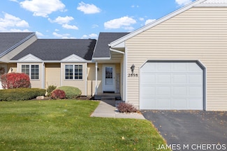 2898 Parkside Dr Unit 40, Jenison, MI 49428