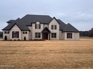 13853 Fairview Rd, Byhalia, MS 38611