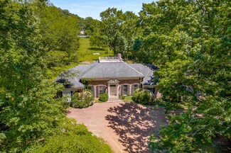 4338 Chickering Ln, Nashville, TN 37215