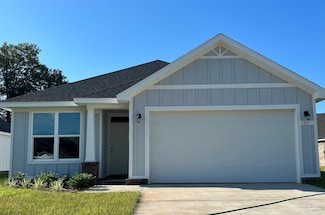 5385 Parkside Dr, Milton, FL 32571