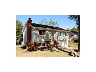 8140 W 78th St, Overland Park, KS 66204