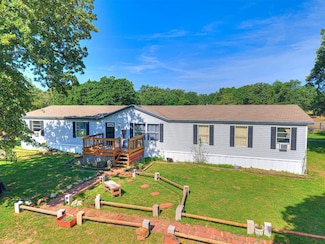 106411 Happy Trails Rd, McLoud, OK 74851