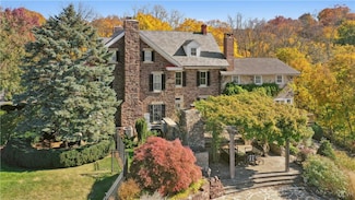 2332 Kunsman Rd, Quakertown, PA 18951