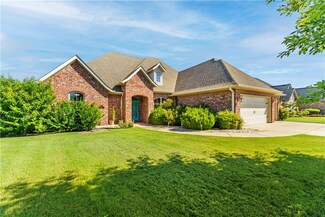 11561 Frisco Dr, Farmington, AR 72730