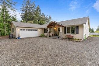 8013 Mcintyre Ln NE, Bremerton, WA 98311