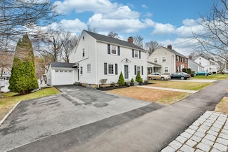 111 Elm St, Milton, MA 02186
