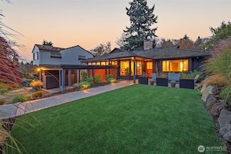 10528 15th Ave NW, Seattle, WA 98177