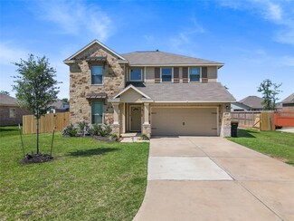 12242 N Chestnut Hills Dr, Conroe, TX 77303