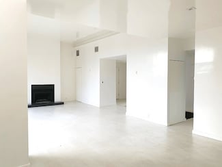 216 E 47th St Unit PH, New York, NY 10017