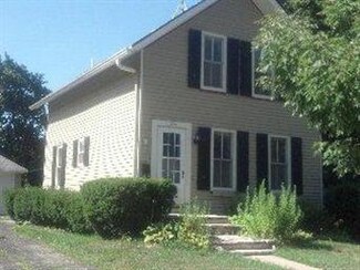 719 Kane St, West Dundee, IL 60118