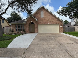 1826 Oak Lodge Dr, Pearland, TX 77581