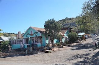 2864 New Mexico 14, Los Cerrillos, NM 87010