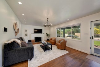 3615 La Hacienda Place NE, Albuquerque, NM 87110