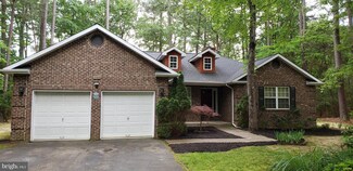11312 Wollaston Cir, Swan Point, MD 20645