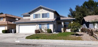 393 Cambridge Dr, San Jacinto, CA 92583