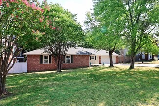 18681 Woodbriar Ln, Catoosa, OK 74015
