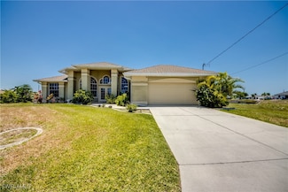 2319 NE 19th St, Cape Coral, FL 33909