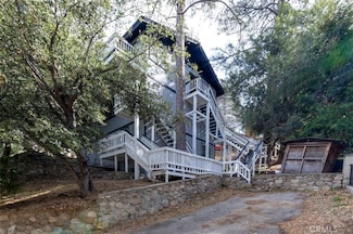 129 Zermatt Dr Unit 1-2, Crestline, CA 92325