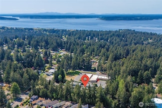 8309 Cirque Dr W Unit 4, University Place, WA 98467