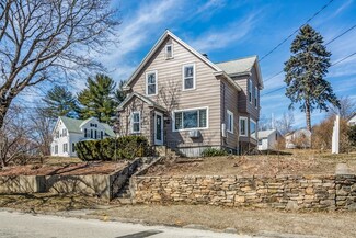 110 Clover St, Worcester, MA 01603