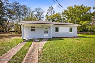 5608 Pansy Ln, Jacksonville, FL 32209