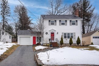 62 Mount Vernon St, Haverhill, MA 01830